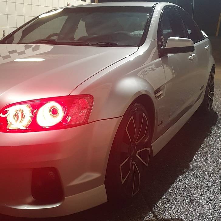 Holden VE series 2 Red Rings