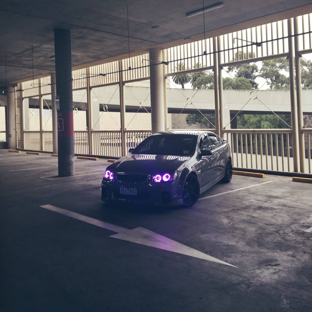 Holden VE Series 2 purple headlights