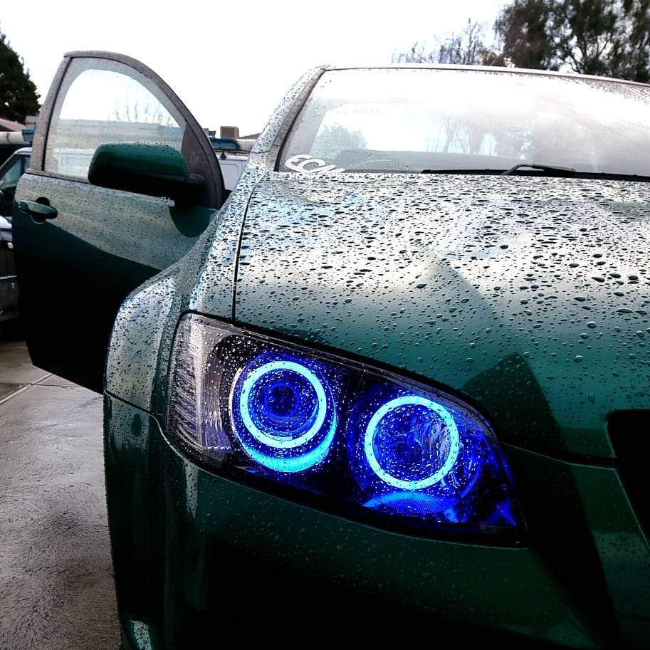 Holden VE Series 2 Blue Angel Eyes