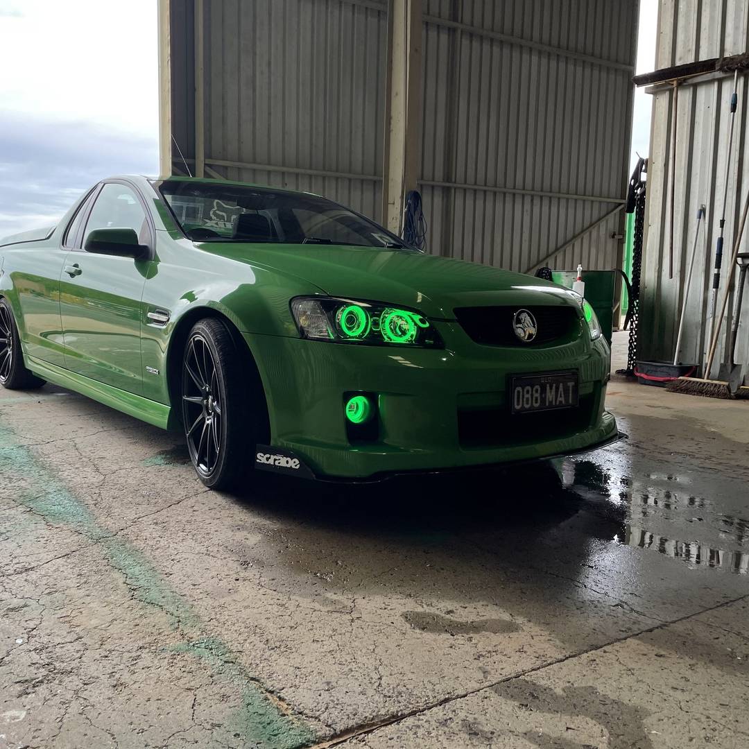Holden VE Series 1 Fog Lights with green LED angel eye halo lights by Spectrum