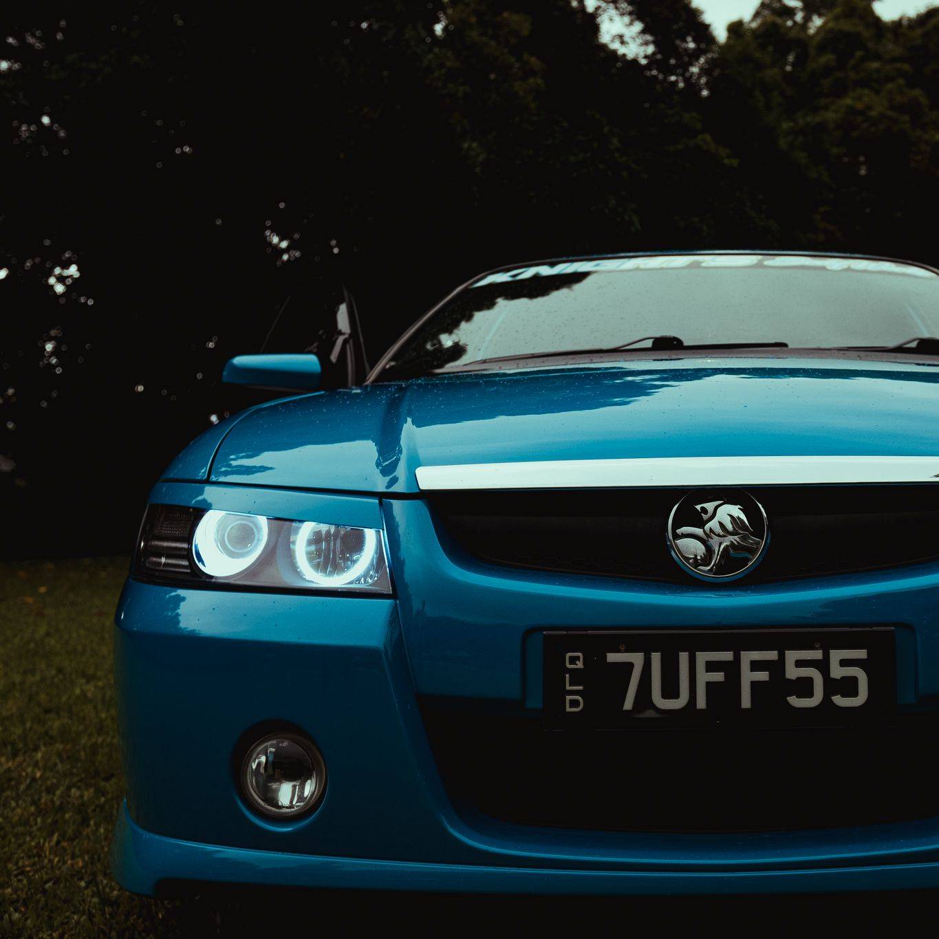 Holden VZ Headlights Cyan Halos